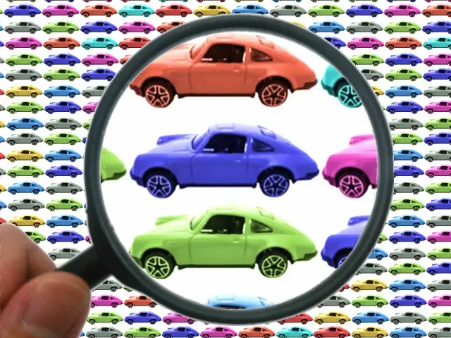 中古車を購入する際の走行距離目安は?