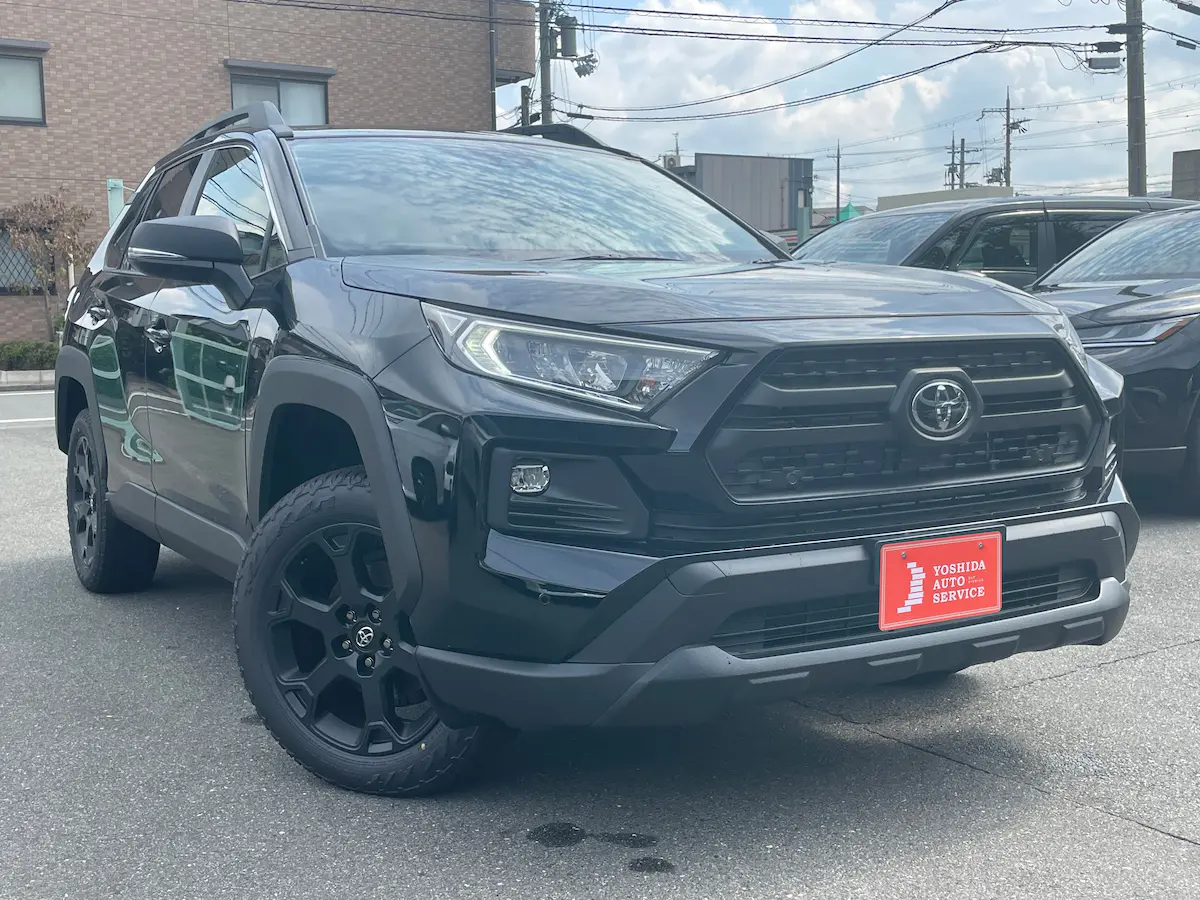 3位.トヨタ:RAV4